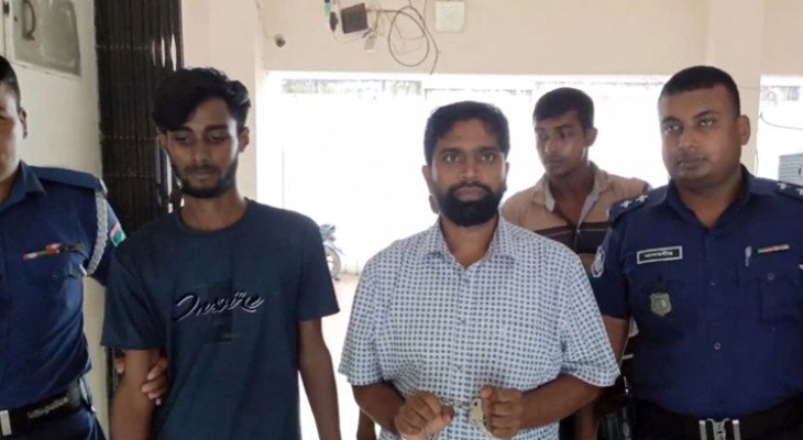 ভারতে পালানোর সময় দীপু মনির ভাগনে আটক